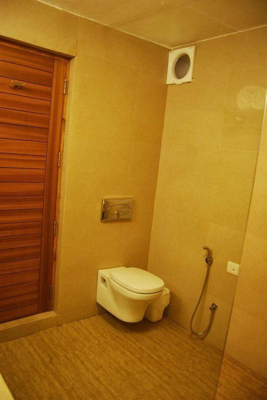 Hotel Heevan Resort ศรีนาการ์ ภายนอก รูปภาพ